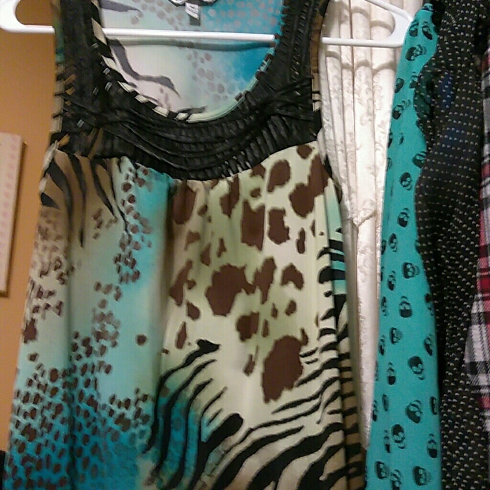 Animal print top